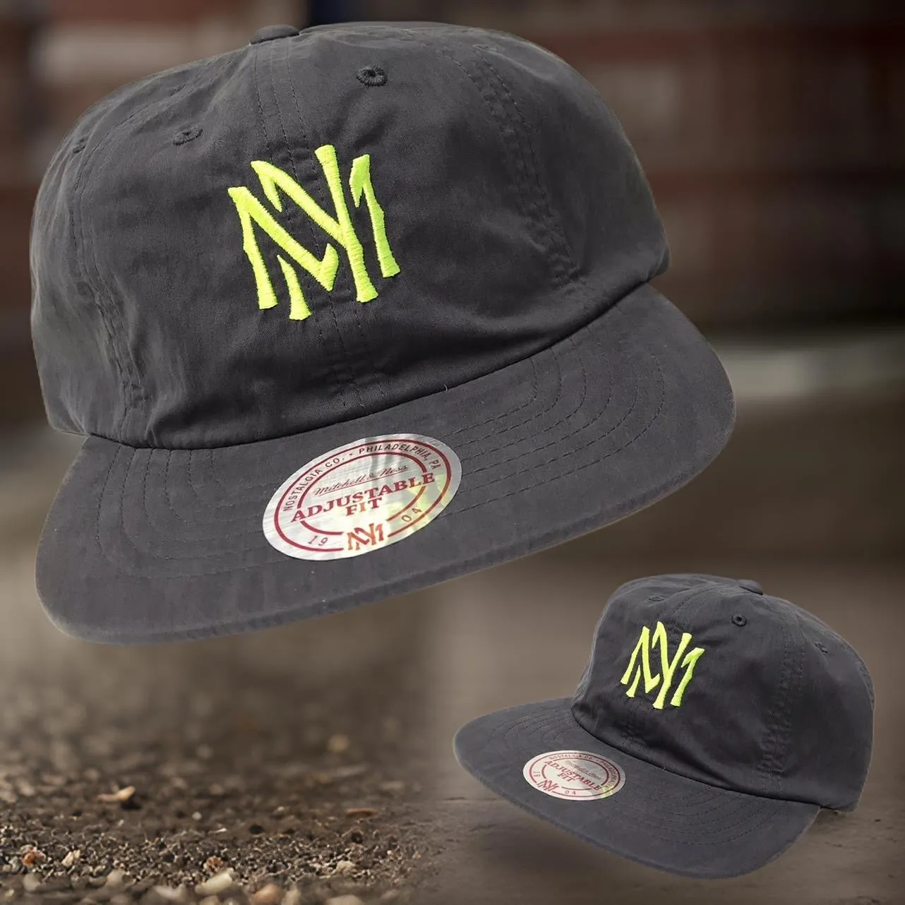 *Mitchell & Ness* soft shell buckleback hat (Grey)