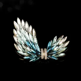 Women's Luxury Elegant Shiny Zircon Wings Brooch